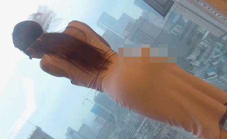 街头搭讪小麦色性感小野猫上集-天堂