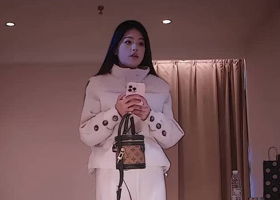 今天约了个十九岁的兼职嫩妹-老登