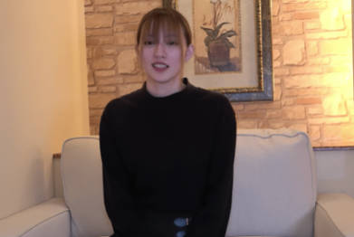 FC2PPV-4047376那张明星般美丽的脸蛋上沾满了老男人的精液