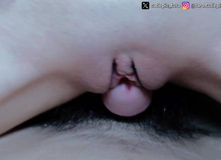 在熟睡妹妹旁瘋狂做愛-小巧芋艿