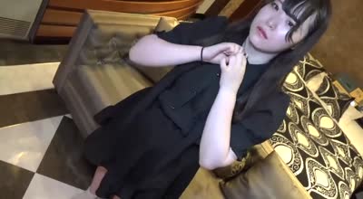 FC2PPV-3857231-活泼的F罩杯敏感身体发出呻吟