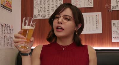 DASS-528 酔うと何度も抜いてくれるねっとりベロキスおち〇ぽ上司 池田マリナ