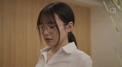 SONE-753 大人しい新入女子社員を一泊出張に同行させ相部屋に連れ込むと&hellip;まさかのド淫乱メスに変身して精液透明になるまで絞りヌカれた&hellip; 乃坂ひより