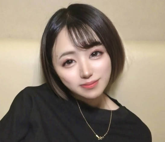 FC2PPV-4655509 身材娇小的美女哈莉