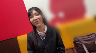 EROFV-324 【圧倒的】Z世代！歌って踊ることが大好きで地下アイドルになりたいと思っているガチオタクJ