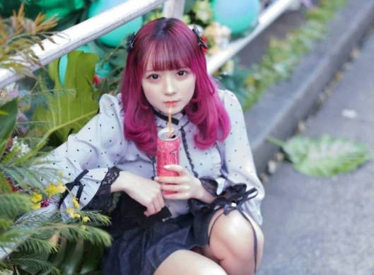 FC2PPV-4595367拥有超过一万名粉丝的现任偶像