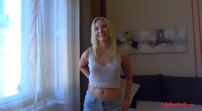 FC2PPV-4239286金发LA美女