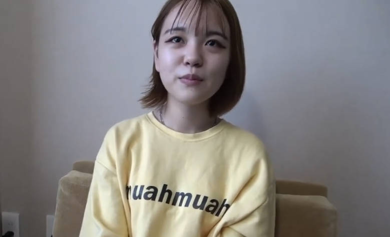 FC2PPV-3105678令人震惊的美女拥有潜在偶像面孔