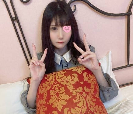 FC2PPV-3292477她被一个她看不起的男人抱住了