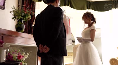 adn-298仪式结束后幸福绝顶的新娘在那一天被公公侵犯大叔的全身舔舐变态SEX-明里怞